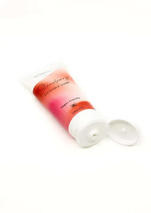 Ann Summers Vibrators | Strawberry Lickable Flavoured Lube 100ml
