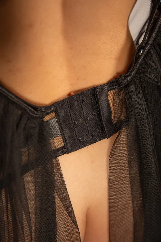 SHOTS Body in Mesh con Reggicalze & Calze in Pizzo Nero | Female Sex Toys